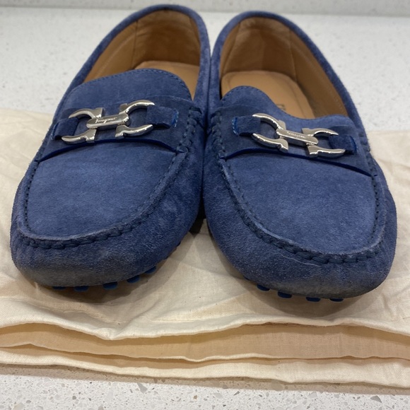 Fetching Ferragamo Blue Suede Driver Moccasin Loafer Flats - Picture 6 of 10